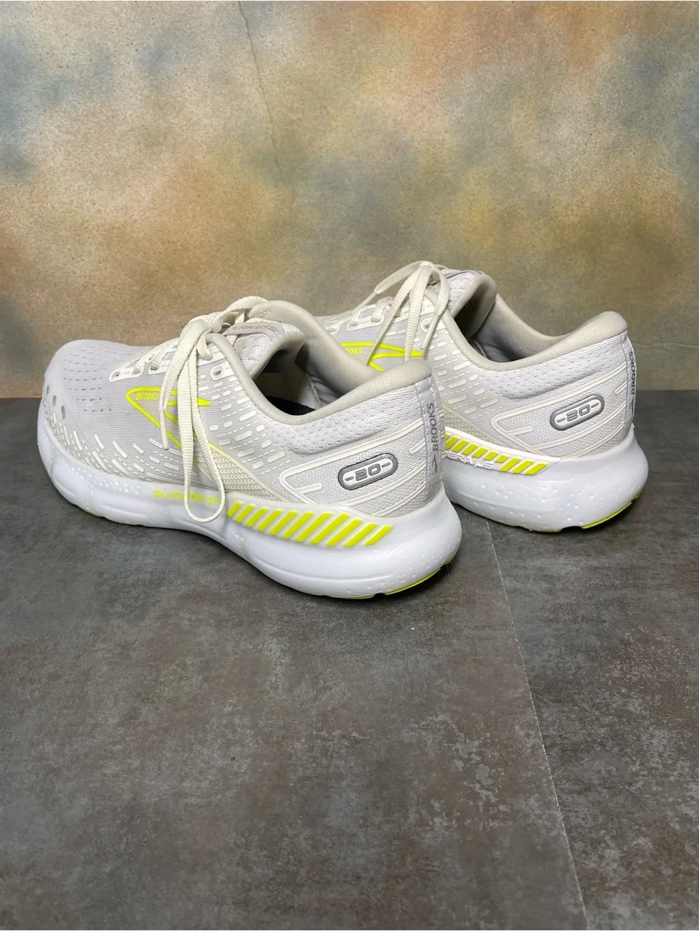 Brooks Glycerin 20 Men's White/Nightlife Running Shoes Size 9.5D